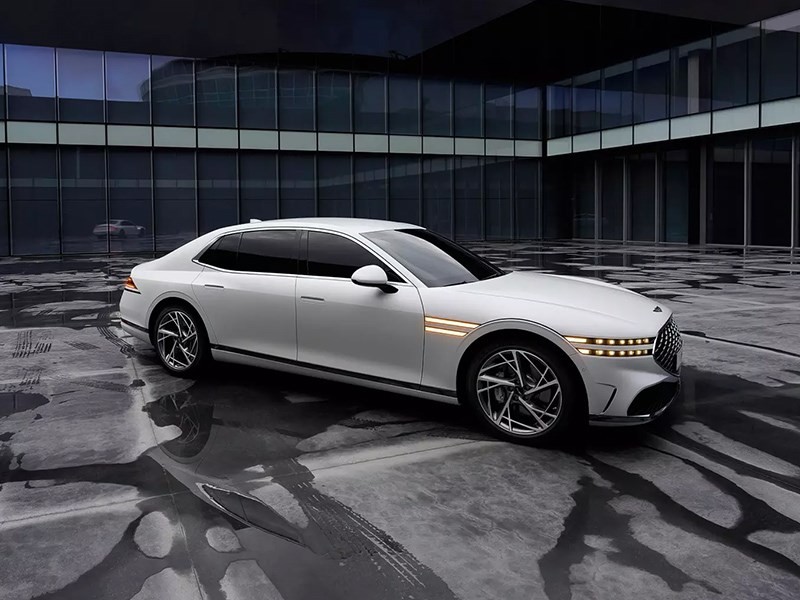 Genesis G90 готовится к обновлению