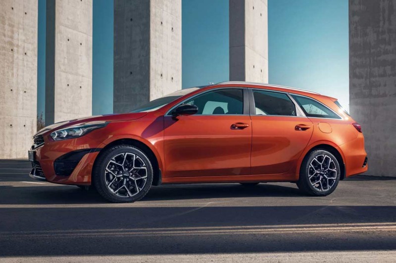 Седан и универсал KIA Ceed 2022 после рестайлинга стали: комплектации и цены