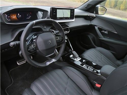 Тест-драйв Peugeot 2008 (поколение II) - Чем топовый Peugeot 2008 схож с... калейдоскопом