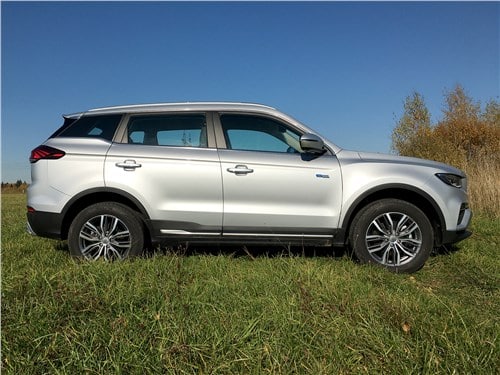 Тест-драйв Geely Atlas (поколение II) - Что изменила в Geely Atlas приставка Pro 
