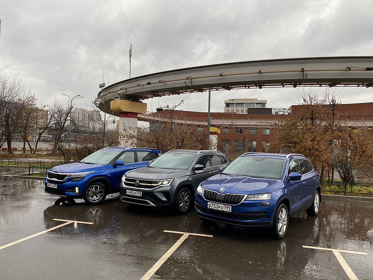 Бойцовский клуб: сравнительный тест-драйв Volkswagen Taos, Skoda Karoq и Kia Seltos