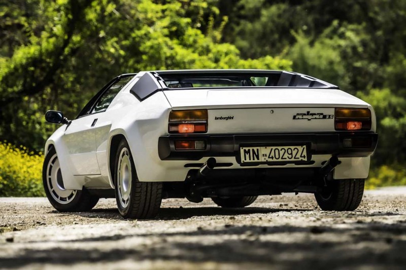 Lamborghini Jalpa празднует 40-летний юбилей: последняя модель марки с мотором V8