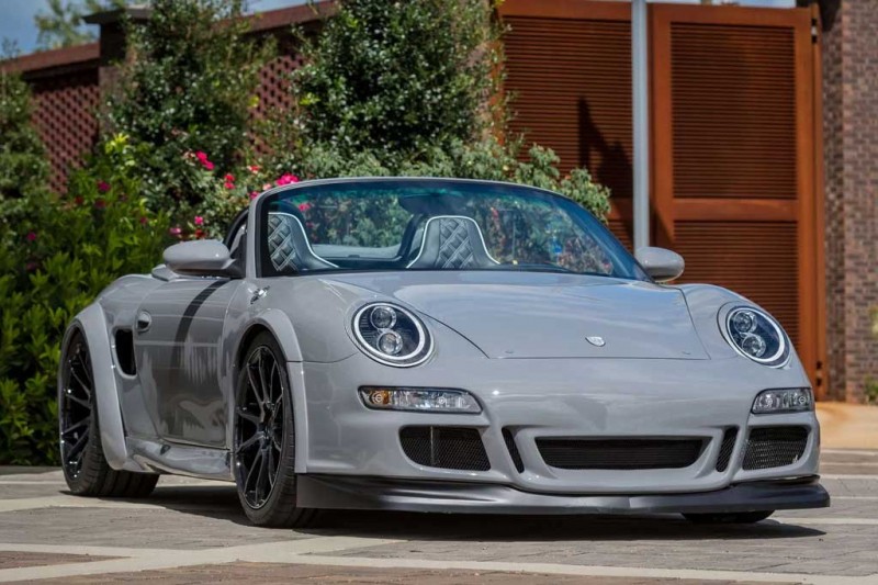 В продаже серьезно модифицированный Porsche Boxster 1997 года с 550-сильным движком