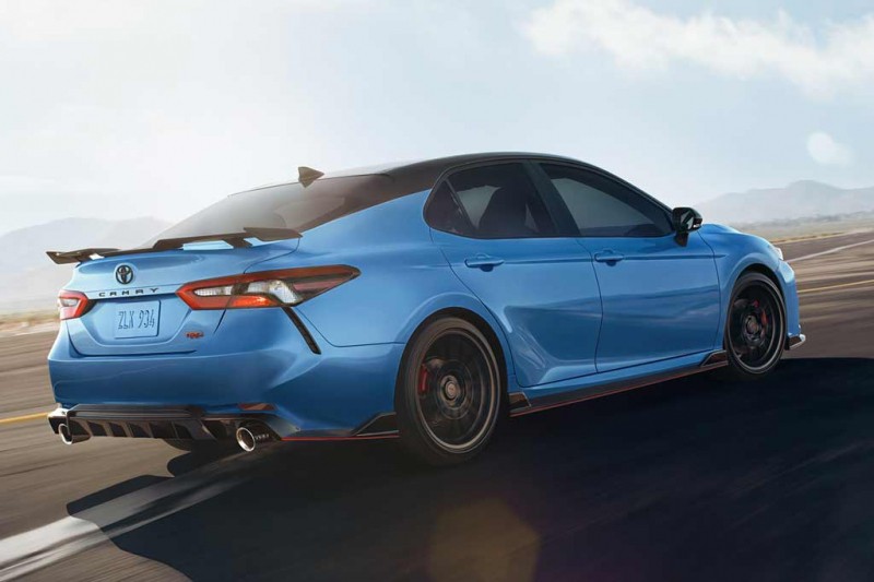 Toyota Camry 2022 модельного года получила несколько новых штрихов