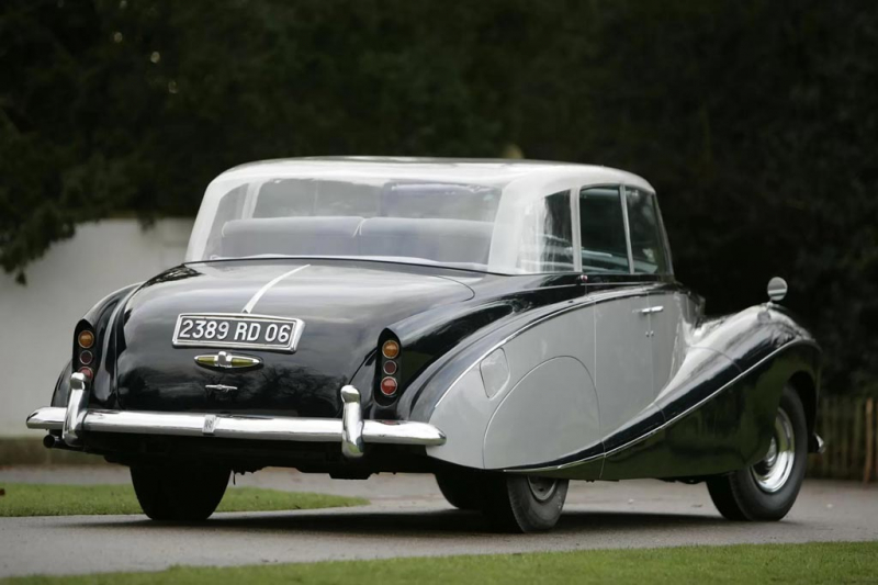Нубар Гюльбенкян и его эксклюзивный лимузин Rolls-Royce Silver Wraith