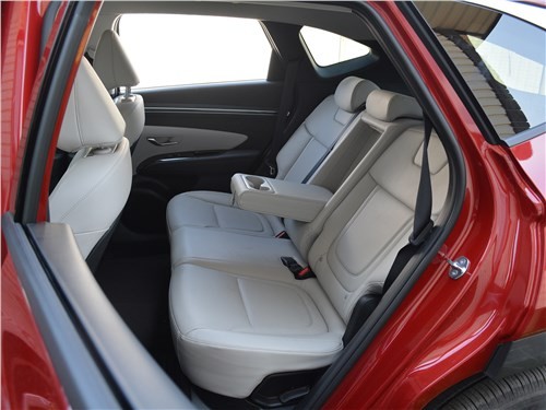 Тест-драйв Hyundai Tucson (поколение IV) - Эффектная прагматичность