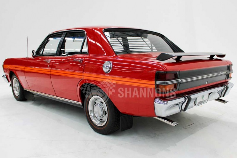 За скромный с виду седан Ford Falcon 1971 года планируют выручить 60 млн рублей