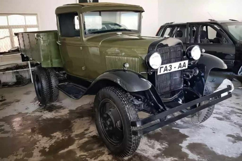 В Германии продают советский грузовик ГАЗ-АА 1932 года: ценник весьма высокий