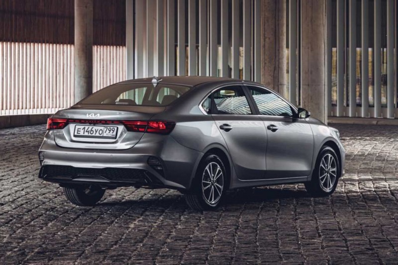 Обзор седана KIA Cerato 2022 года: комплектации и цены, фото в новом кузове