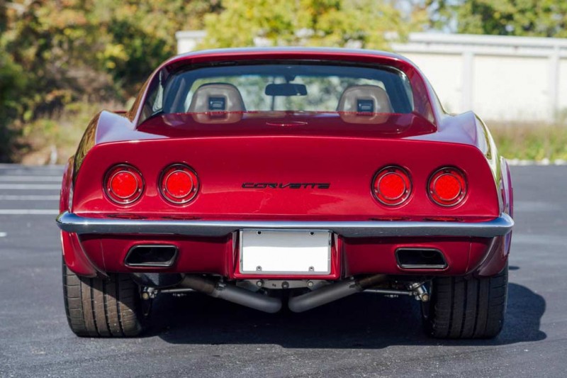 Роскошный рестомод на базе Chevrolet Corvette 1972 года выставили на онлайн-аукцион
