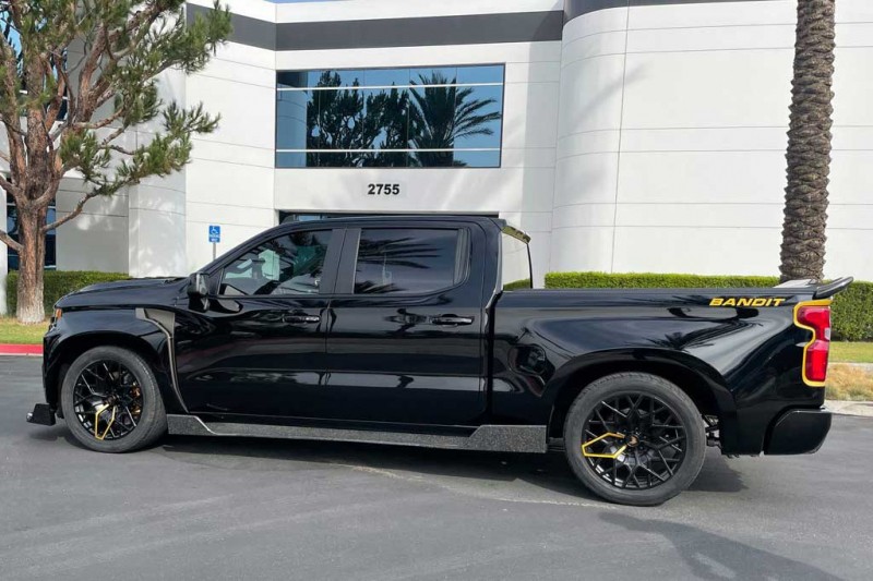 Chevrolet Silverado Bandit Truck: модификация в стиле фильма &laquo;Полицейский и бандит&raquo;