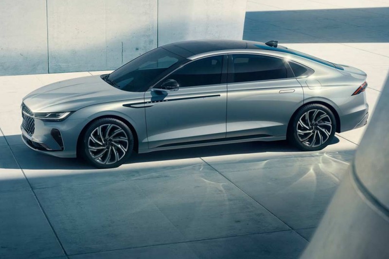 В Китае представлен седан Lincoln Zephyr: эксклюзив для местного рынка