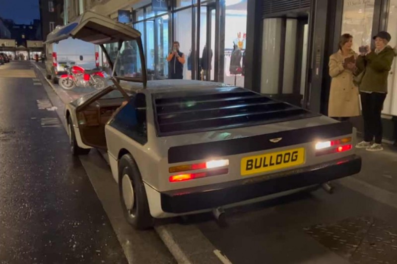 В Лондоне замечен уникальный концепт Aston Martin Bulldog 1979 года 2 В Лондоне замечен уникальный концепт Aston Martin Bulldog 1979 года