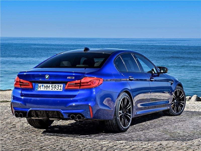 BMW М5 заставили стать быстрее 1 BMW М5 заставили стать быстрее