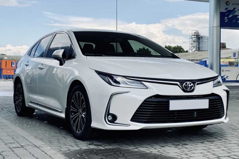 Недостатки Toyota Corolla 2021: все минусы и плюсы по отзывам владельцев 1 Недостатки Toyota Corolla 2021: все минусы и плюсы по отзывам владельцев
