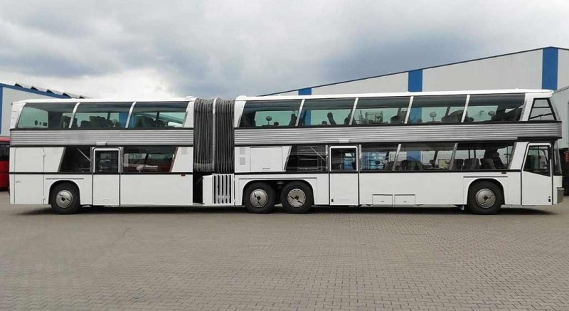 Топ-10 самых длинных в мире автобусов: впечатляющие «гармошки» 2 Топ-10 самых длинных в мире автобусов: впечатляющие «гармошки»