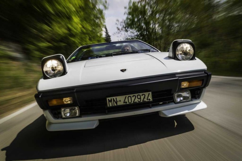Lamborghini Jalpa празднует 40-летний юбилей: последняя модель марки с мотором V8