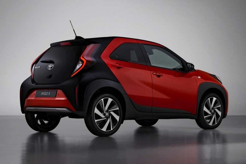 Toyota Aygo X: хэтчбек третьего поколения стал более вседорожным