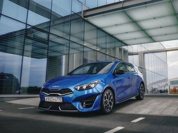 Последний герой: видео тест-драйв обновленного Kia Ceed 1 Последний герой: видео тест-драйв обновленного Kia Ceed