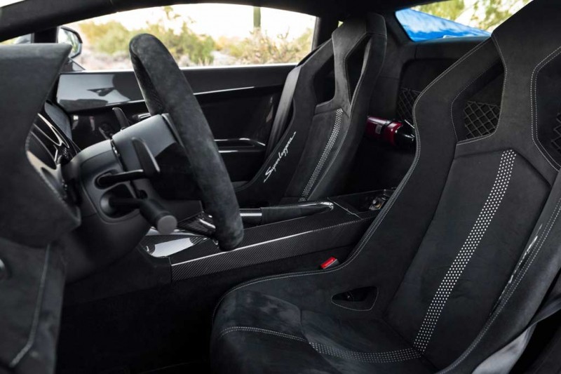 Lamborghini Gallardo LP570-4 Superleggera за десять лет подешевел в полтора раза