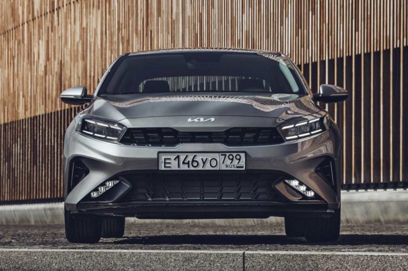 Обзор седана KIA Cerato 2022 года: комплектации и цены, фото в новом кузове