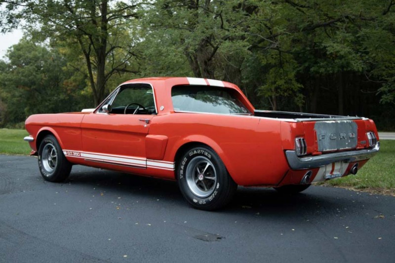Пикап на базе классического Ford Mustang 1966 года продали за скромную сумму