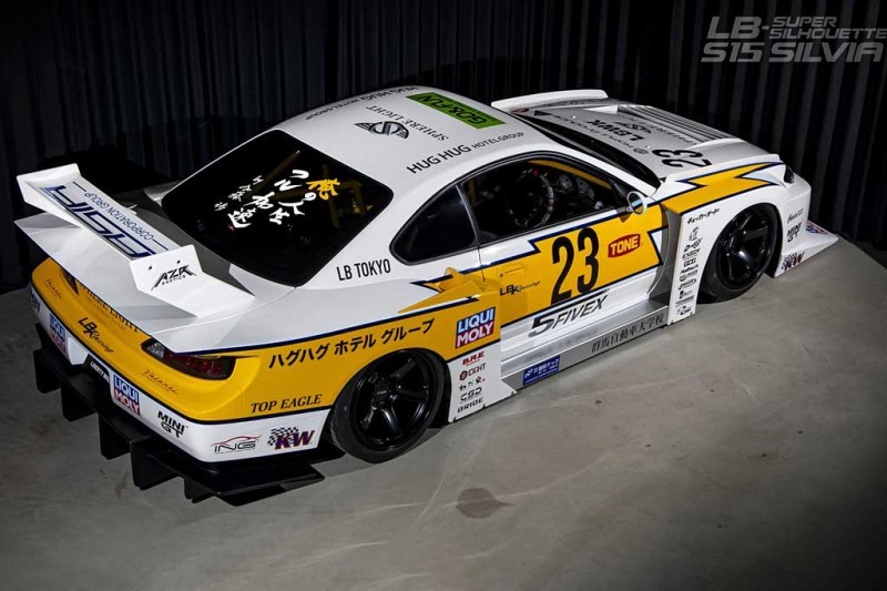 Nissan Silvia (S15) получил экстремальный обвес от Liberty Walk за 2 млн рублей