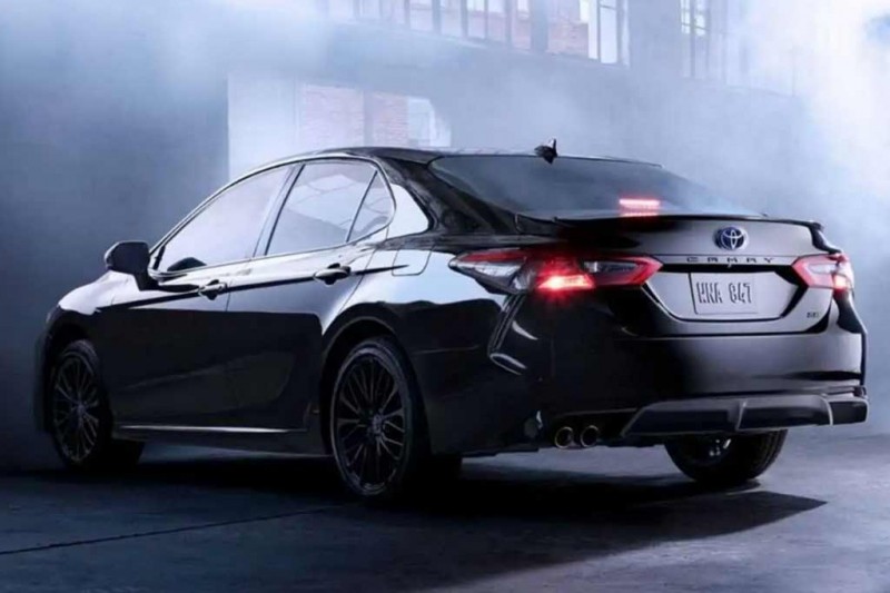 Toyota Camry 2022 модельного года получила несколько новых штрихов