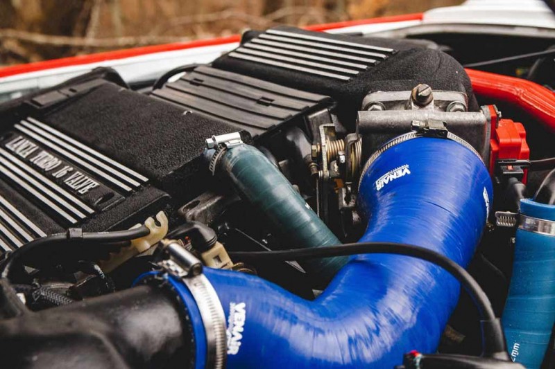 За эффектный &laquo;раллийный&raquo; Lancia Delta HF Integrale 16V предлагают 3,4 млн рублей