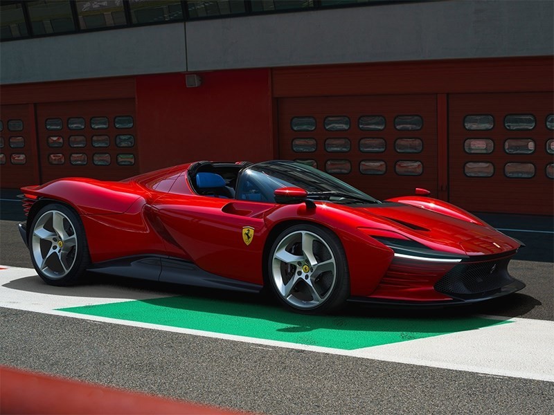 В Ferrari возродили модель Daytona 1 В Ferrari возродили модель Daytona