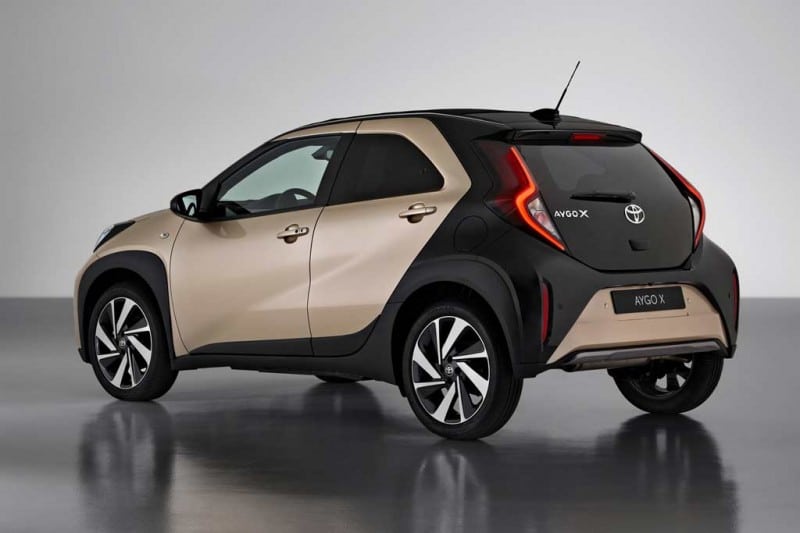 Toyota Aygo X: хэтчбек третьего поколения стал более вседорожным