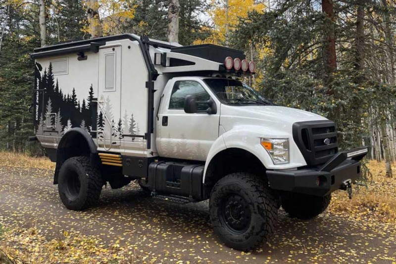 Кемпер GEV Adventure Truck на базе Ford F-750 продают почти за 25 млн рублей