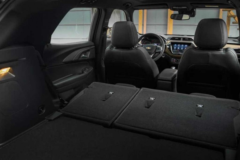 Как едет новый паркетник Chevrolet Trailblazer 2021: обзор модели, фото и цены