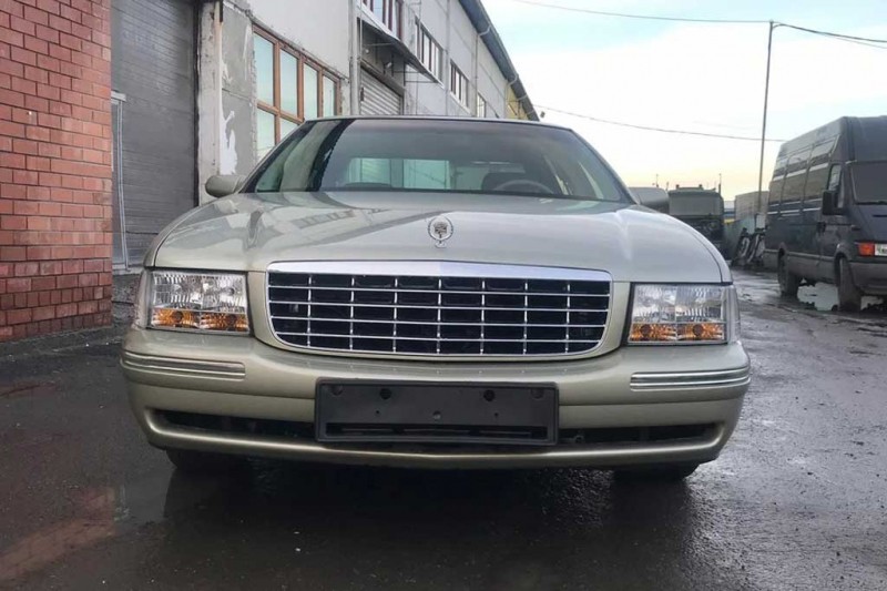 Абсолютно новый Cadillac DeVille 1997 года продают в Тюмени за 4,0 млн рублей