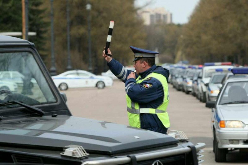 Российских автомобилистов будут наказывать за «опасную езду» на 3 000 рублей