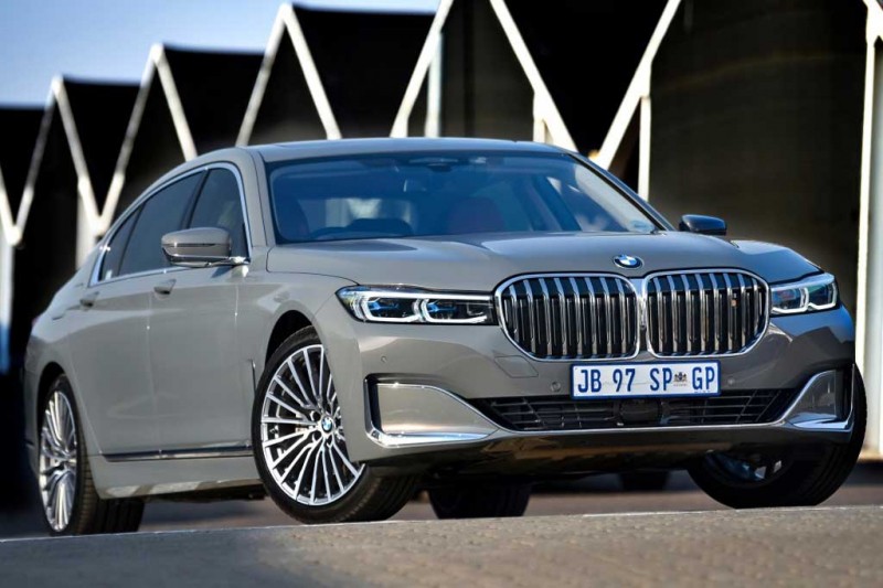 Обзор флагманской BMW 7 Series 2021: комплектации и цены, фото в новом кузове