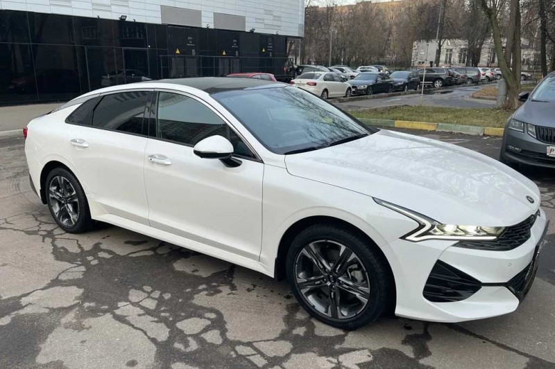 Покупкой остался недоволен: KIA K5 точно не стоит тех денег, которые за нее просят