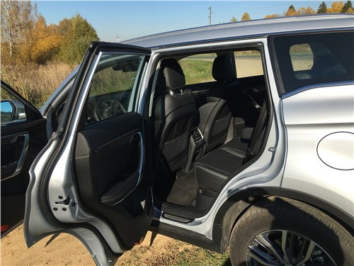 Тест-драйв Geely Atlas (поколение II) - Что изменила в Geely Atlas приставка Pro 