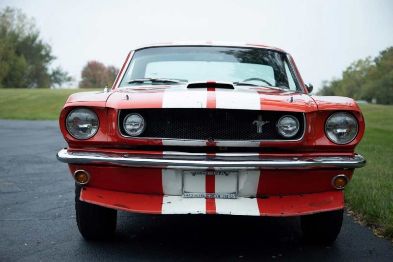 Пикап на базе классического Ford Mustang 1966 года продали за скромную сумму