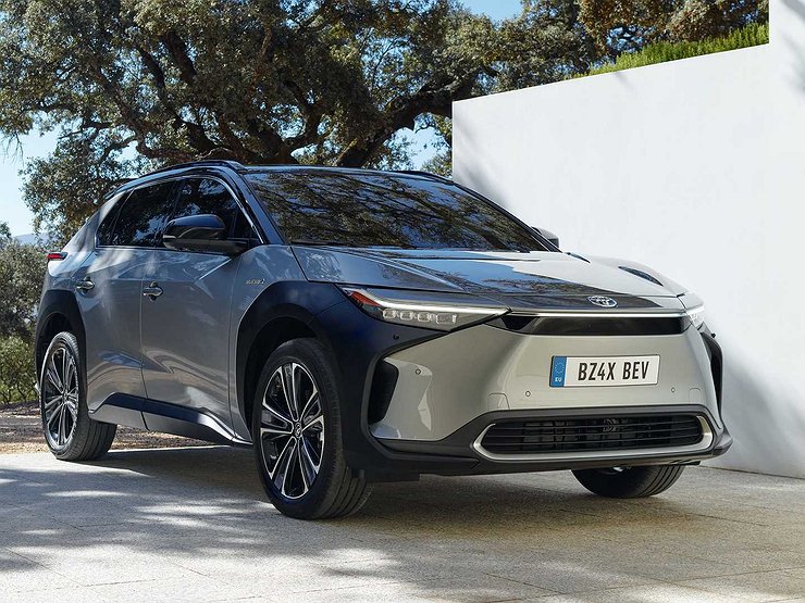 Toyota представила новый кроссовер с загадочным названием
