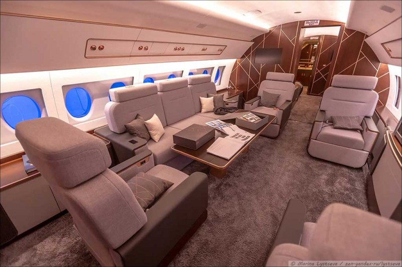 В Дубае показали самолет Aurus Business Jet с отделкой интерьера за 900 млн рублей 3 В Дубае показали самолет Aurus Business Jet с отделкой интерьера за 900 млн рублей