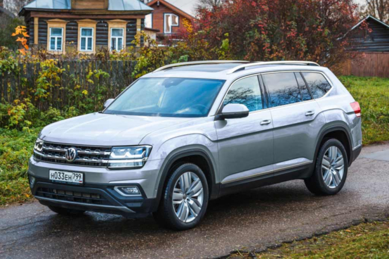 Обзор нового VW Teramont 2021: как едет большой кроссовер после рестайлинга