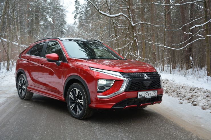 Не холодное сердце: жесткий тест-драйв Mitsubishi Eclipse Cross в мороз