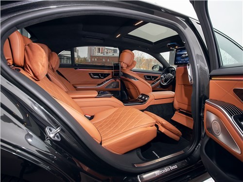 Тест-драйв Mercedes-Benz S-Class (поколение W223) - Измеряем степень витальности