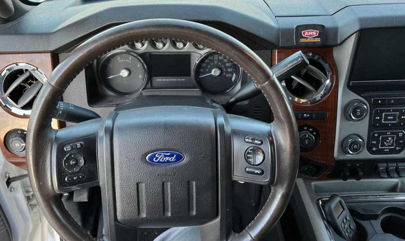 Шестидверный внедорожник на базе пикапа Ford F-250 пустят с молотка