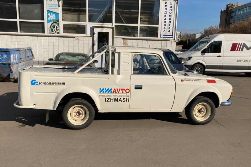 Уникальный гоночный пикап ИЖ 2715 продают почти за 3,0 млн рублей 1 Уникальный гоночный пикап ИЖ 2715 продают почти за 3,0 млн рублей