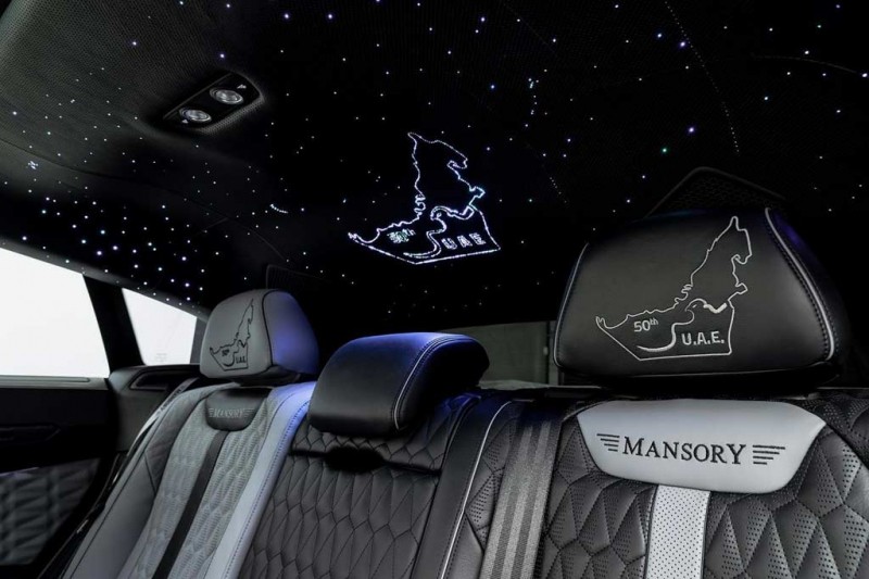 К открытию бутика Mansory в ОАЭ тюнеры подготовили спецверсии люксовых SUV 3 К открытию бутика Mansory в ОАЭ тюнеры подготовили спецверсии люксовых SUV