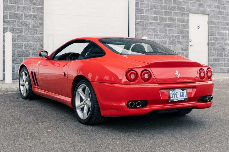 На торги выставлен Ferrari 575M Maranello: пока за авто предлагают меньше 2 млн рублей