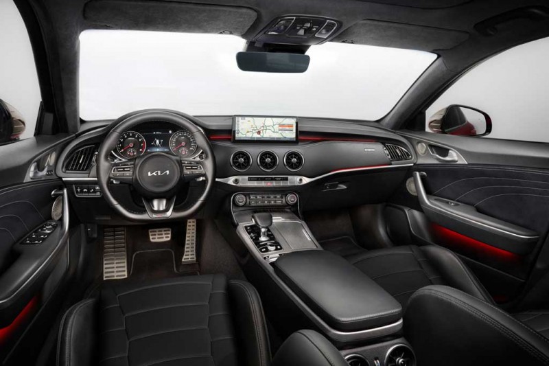 KIA Stinger 2022 модельного года для России получил минимум изменений