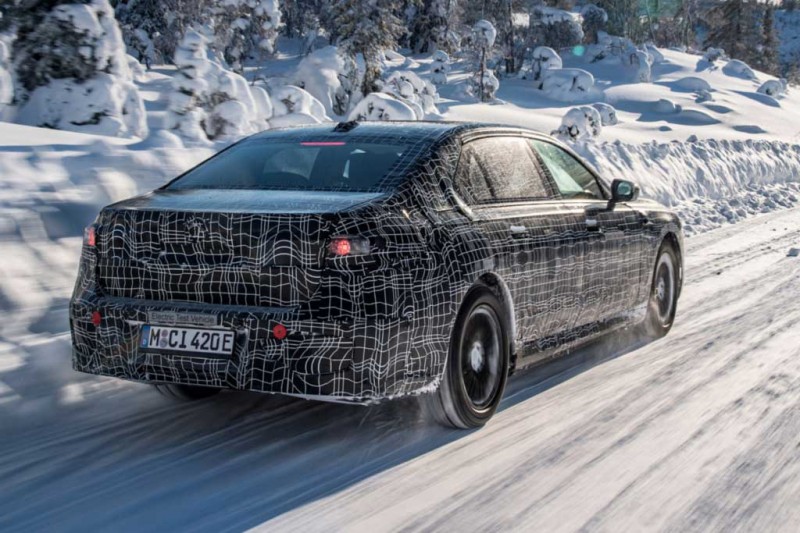 BMW i7 обещает стать первым в мире электро седаном представительского класса 2 BMW i7 обещает стать первым в мире электро седаном представительского класса